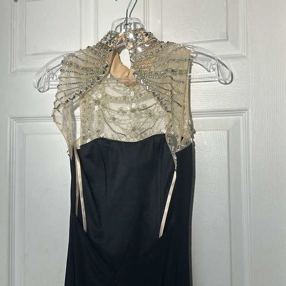 May  Queen couture dress - Picture 6 of 8